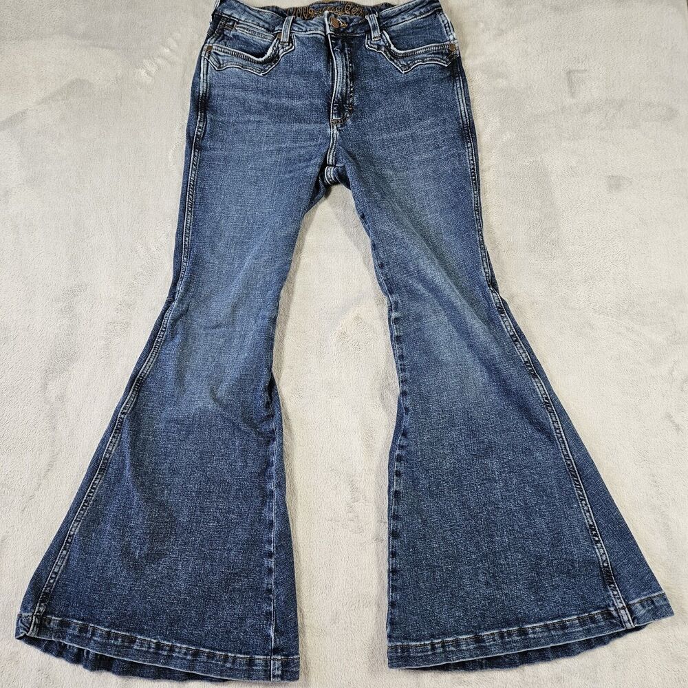 Wrangler High Rise Flare Bell Bottom Jeans Women’s 30x30 Blue Retro Hippie Boho